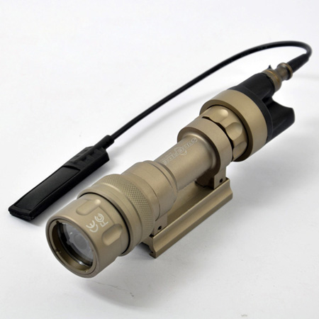 EX192-QD SureFire M952V Dual Output LED Weapon Flashlight Tan
