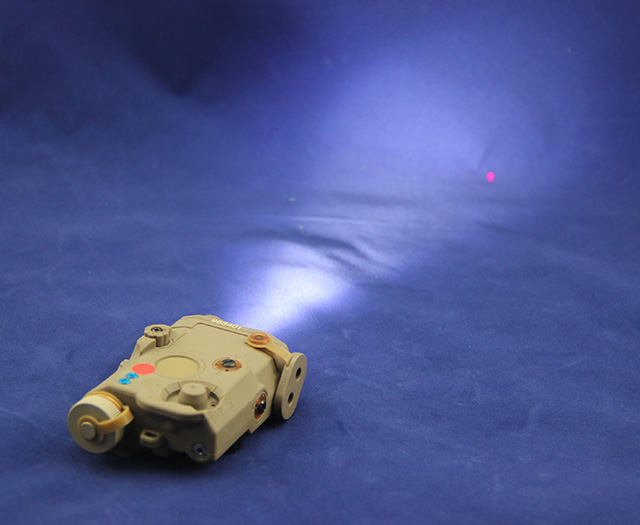 AN/PEQ-15 RED Laser White LED Flashlight Torch IR illuminator