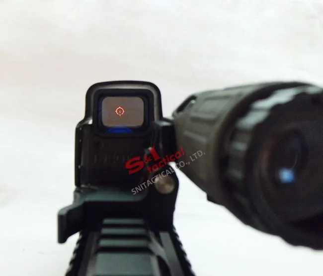 Holographic Hybrid 558 Sight II 65 MOA Circle with G33 3X Magnif