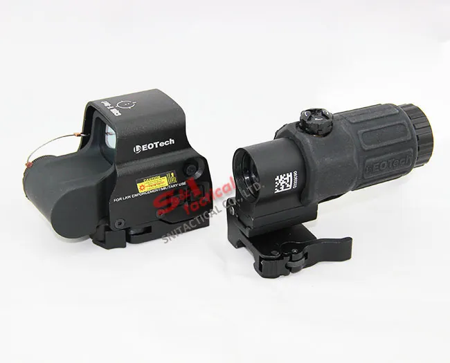 Holographic Hybrid 558 Sight II 65 MOA Circle with G33 3X Magnif