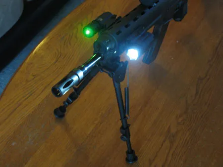 NcStar Compact Pistol QD Flashlight / Green Laser Combo